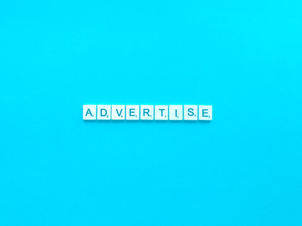 Publicité Trompeuse : Comment la Reconnaître et se Protéger en tant que Consommateur