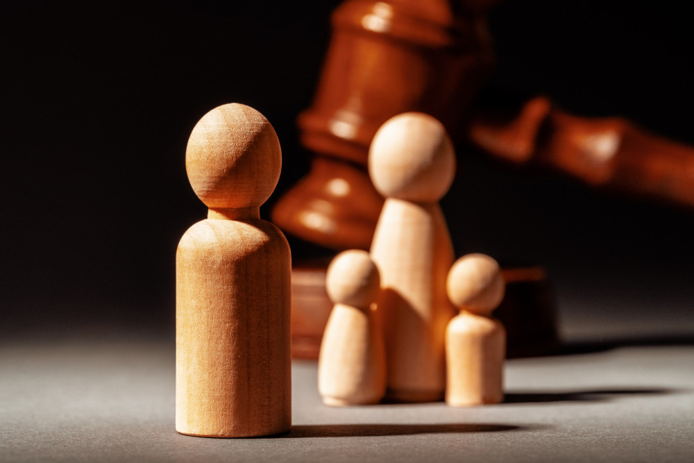 Divorce judiciaire ou à l'amiable : quelles différences et comment choisir ?